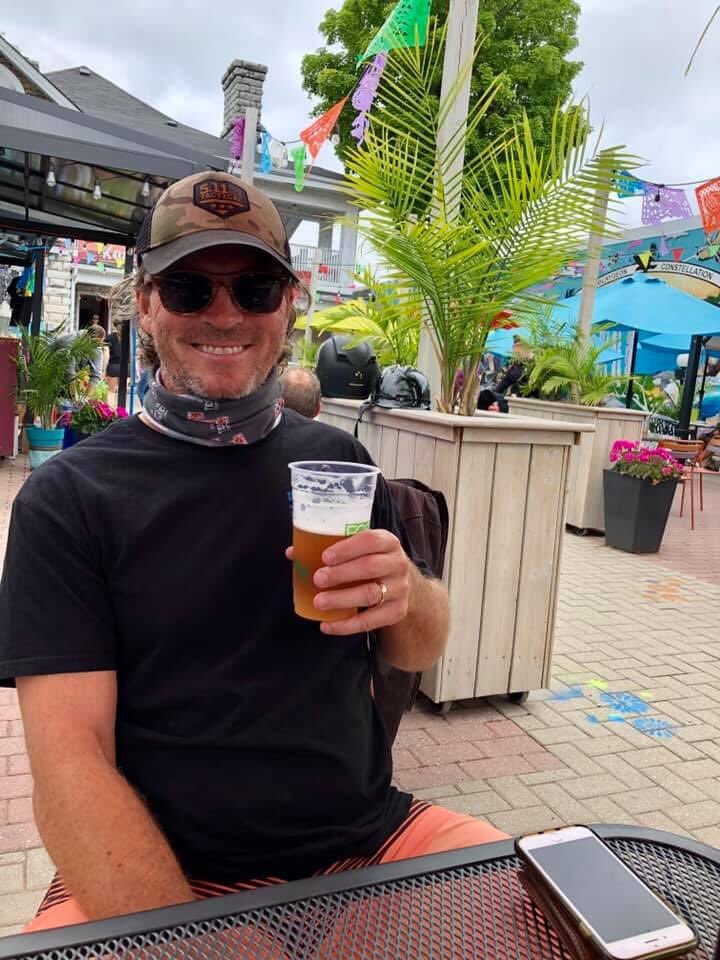 kez_sparks's tweet photo. Who cares about clouds when you’re in #ElPatio #bobcaygeon #GoodVibes #GoodPints by @fenelonbrewco #Tacos #Fries off the hook @kawarthaNOW https://t.co/182tQ3Bkj1