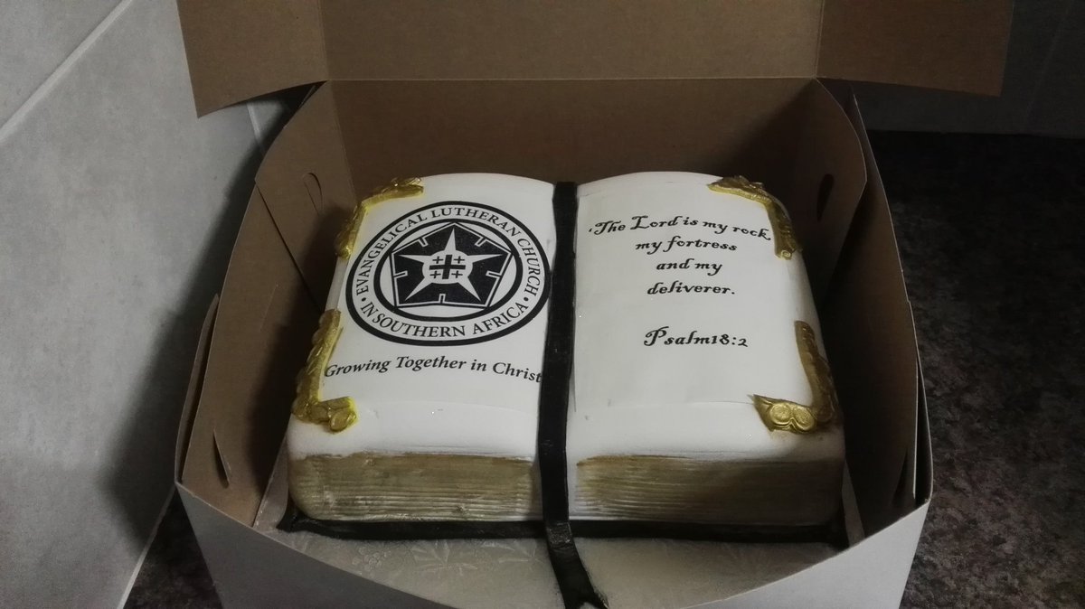 leratoHuma30's tweet photo. Lord bless Cakes are US. 
Solid Client base loading.... https://t.co/mKu4nmVvO9