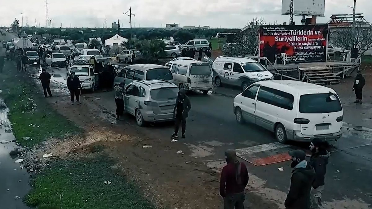 The video pays lip service to the civilians who actively reject and resist the RU-TR deal to patrol the M4 Highway. Note the sign. Popped this into Google translate and roughly, "Russian patrols broke the laws of Syrians and Turks, we fight these criminals together". Interesting.