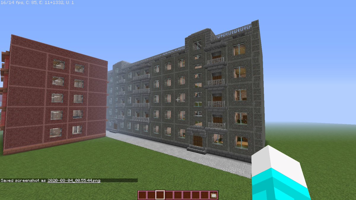 LordGamer6561's tweet photo. It's #Minecraft #Builds #Creative #panelhouse #khrushchevka #glasstycity~ https://t.co/iypYocbbKy