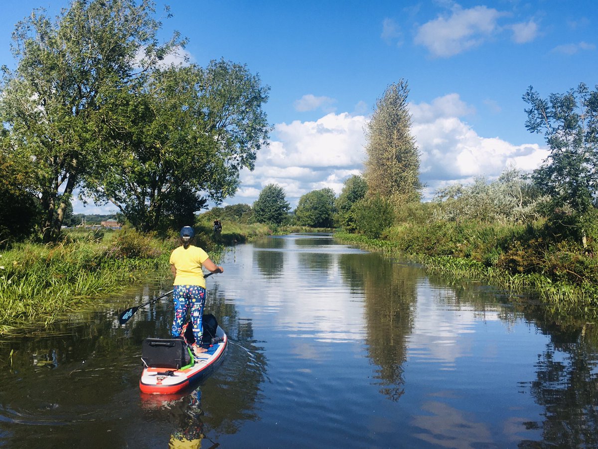 ShellsEllison's tweet image. Day 2 of our SUP ‘Coast to Coast for Mental Health’ for @MindCharity paddling Liverpool to Goole. So many amazing chats with strangers today, generous charity donations and blown away by how beautiful the canal is! #asktwice #oktosay #sayyesmore
