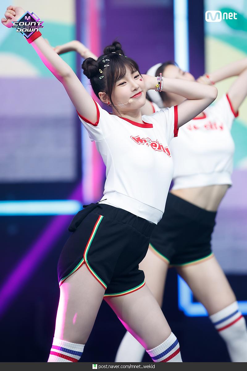 Eei4AZvUYAcK84Z?format=jpg&name=medium