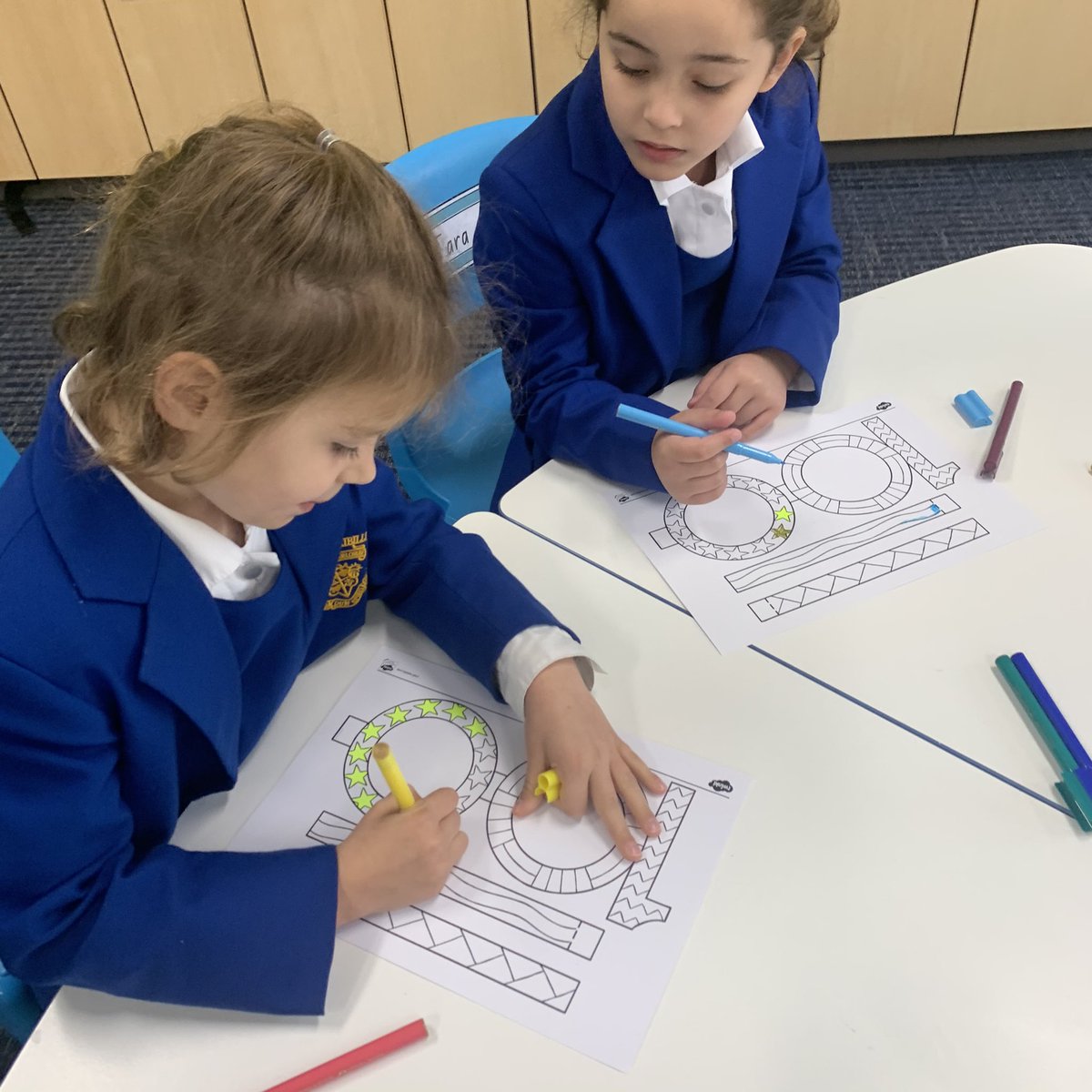 PrimaryLK's tweet photo. Happy 100 days Kindergarten! The Kinder students have had a great celebrating their 100th day school with different activities and a visit from Mrs Dickinson. https://t.co/RcUlHhF3Fa