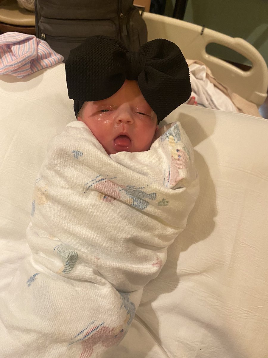 rachealxnichole's tweet photo. Hadley Grace Willison
7:24 pm
6 lbs 11 oz
20.5 inches long
💛💛💛💛💛 https://t.co/s7g9jaGJuO