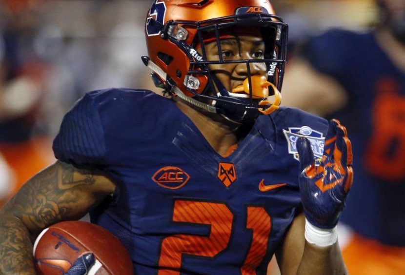 JabrielMace's tweet photo. I’m extremely blessed to say I have received my first offer from Syracuse University🍊 @CoachRenoFerri @CuseFootball https://t.co/2nFp2tYrE0