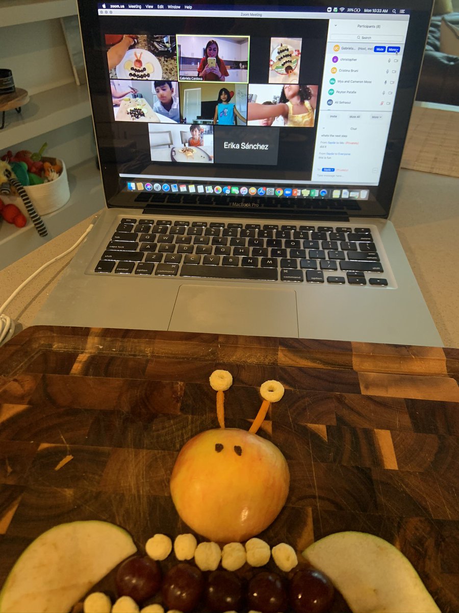 mscordovasclass's tweet photo. Snack attack! Making bumblebee food art today for our SWARM adventure 🐝✨✨@NISDEllison https://t.co/vV9hcqf7X7