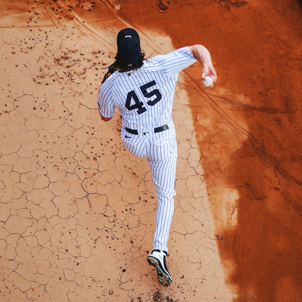 Yankees's tweet photo. Gerrit Cole. In Pinstripes. In The Bronx. https://t.co/dWKGSxESu9