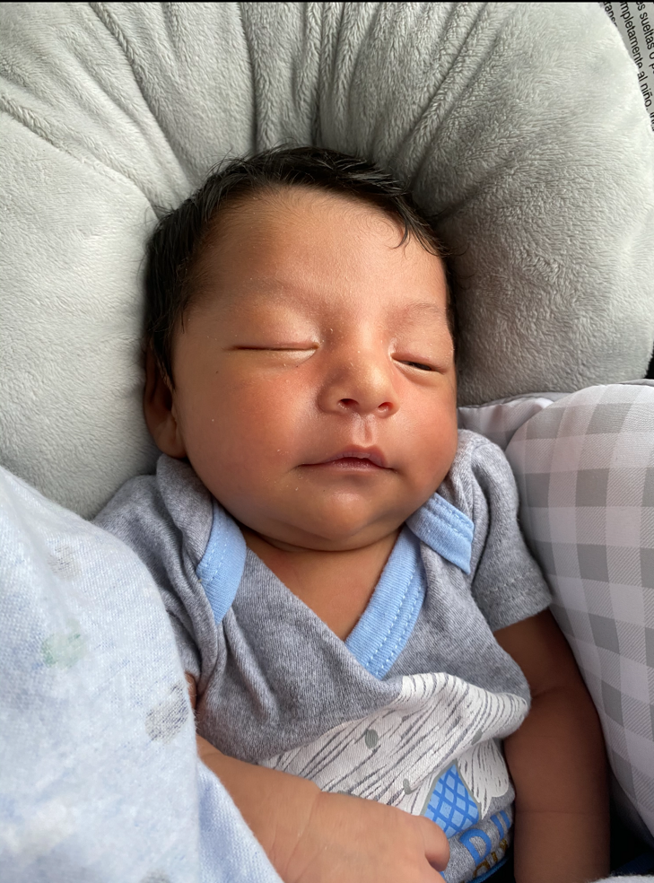 CoconutCreekPD's tweet photo. We have just issued an #AmberAlert for a missing 19-day-old baby, Joshua Quinteron. His father is the suspect &amp; witnesses say hurt the baby after forcibly removing him from his mother. 954-973-6700 or call 911 if you can help with any info. Father &amp; child last seen in Oakland Pk. https://t.co/pIYfZypWsV