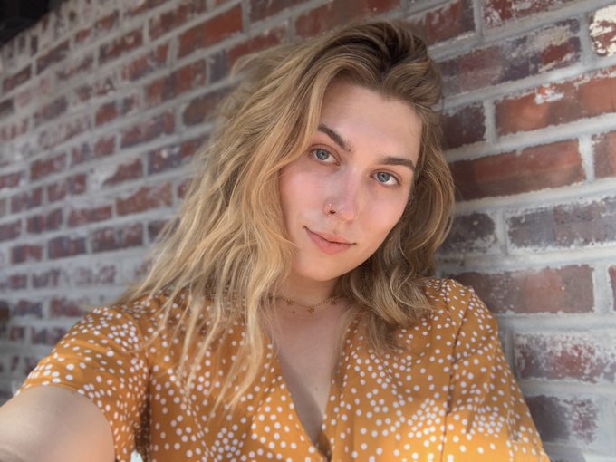 Watch sky 🎀🏳️‍⚧️'s leaked NSFW photo on TwXstars