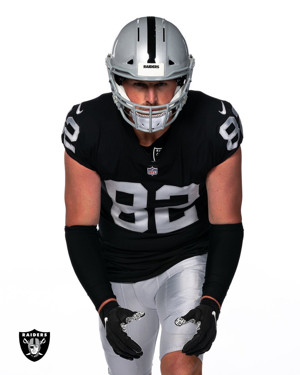 jason witten in raiders uniform