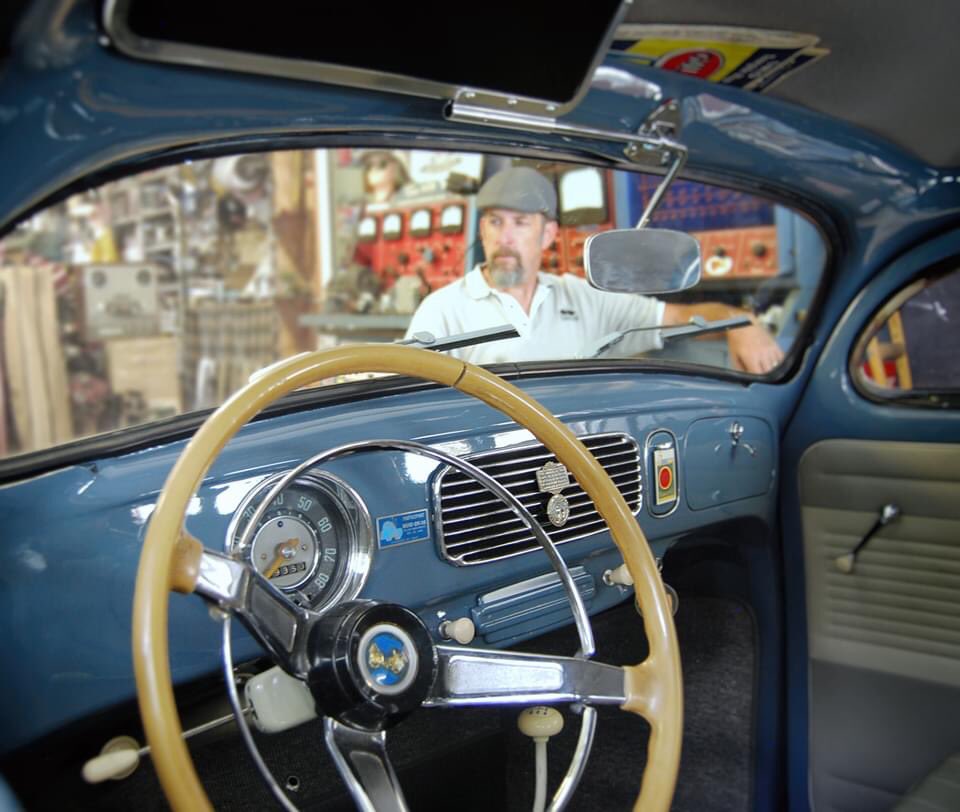 thevdubhub's tweet photo. Most awesome #choptop #Volkswagen ever created. The #RosentielCoup now residing somewhere in the UK. Previously owned by Randy Carlson, from https://t.co/O4YNYsC7bb #customcars #volksrod #aircooled_world https://t.co/GwSpc6ayTZ