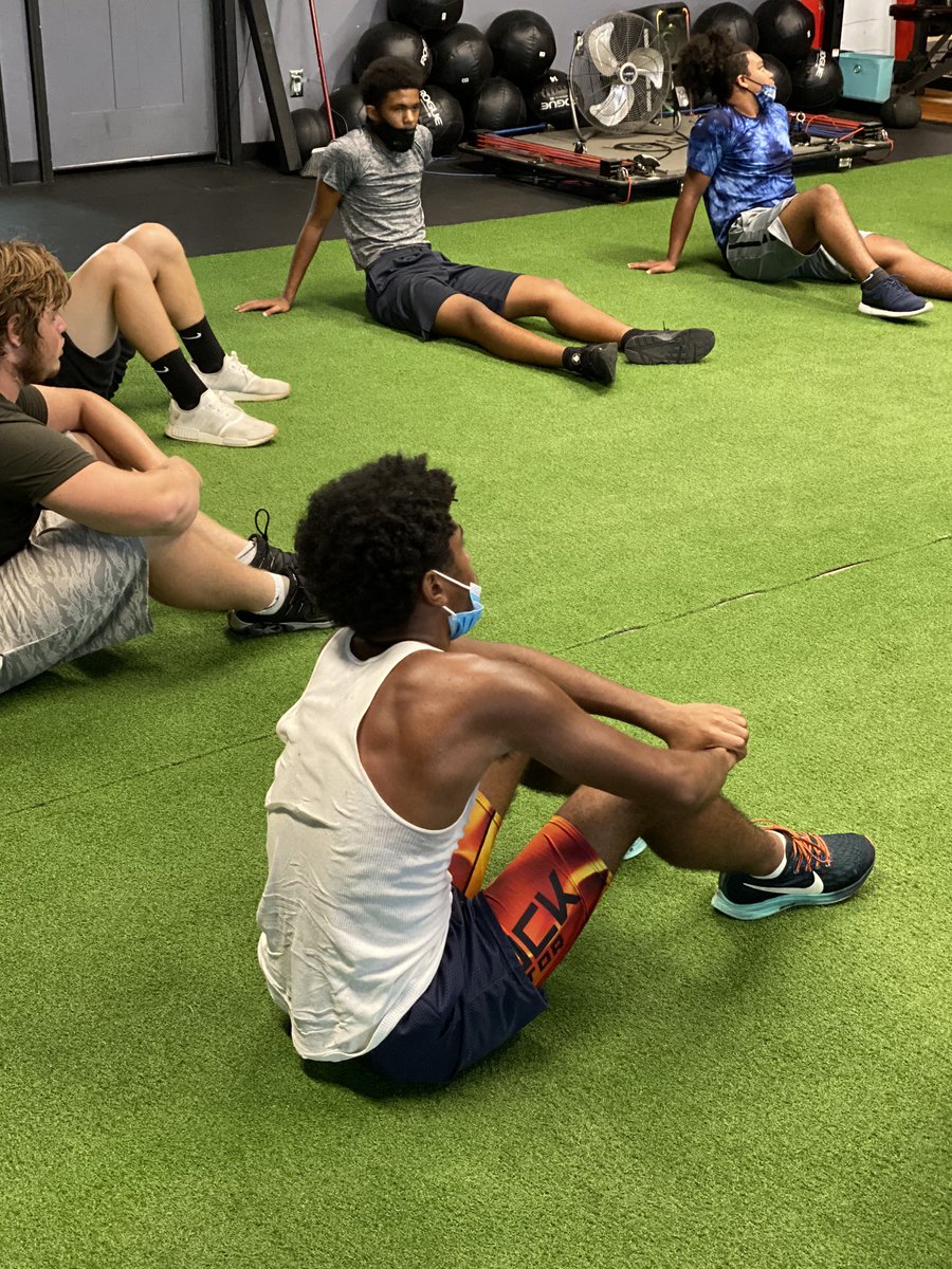 KimaniThomas14's tweet image. Checked in to #tufftraining to finish the day off. 
#grindmode