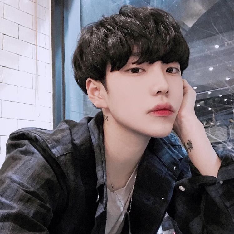 𝙇𝙀𝙊🍺🐾🔥 tweet media