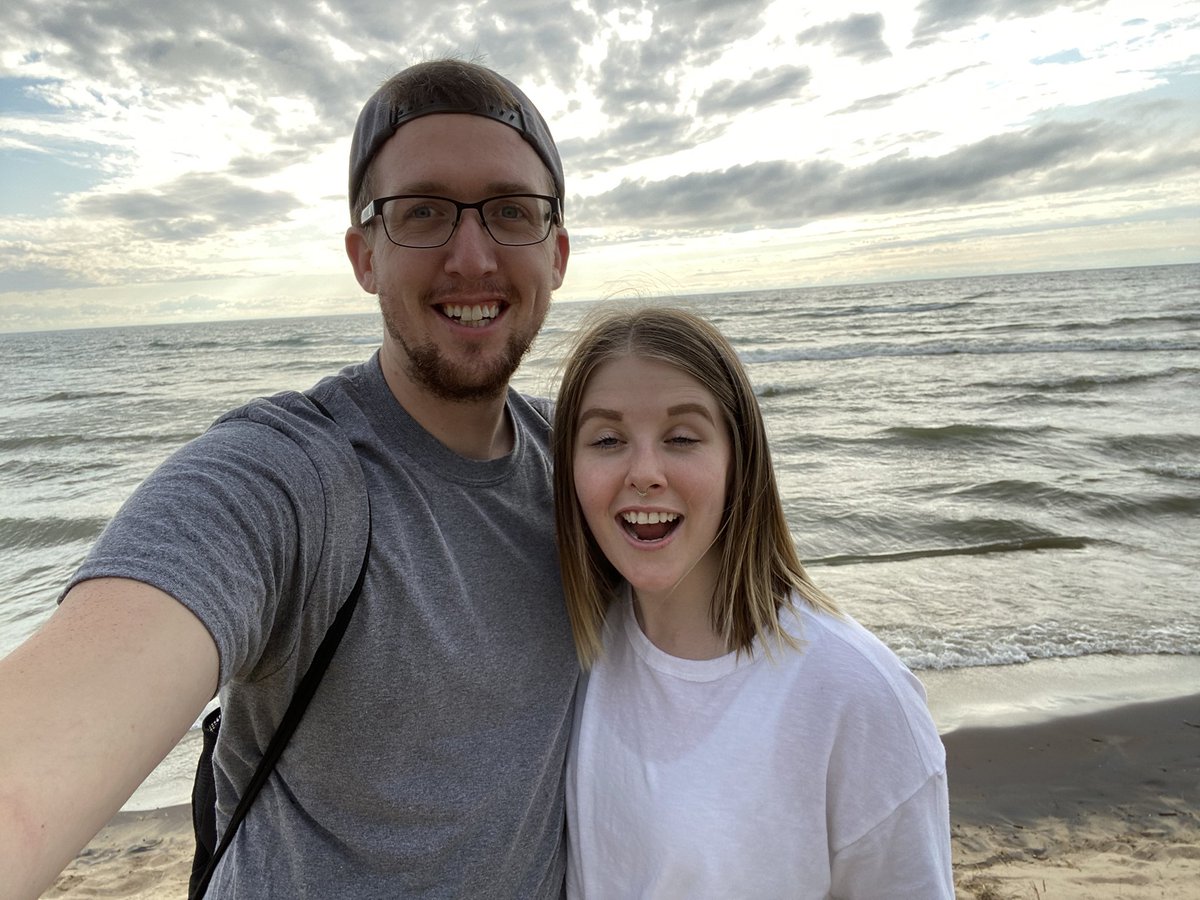 corn_verheek's tweet photo. my Twitter is now going to just be outtakes of pictures I’m in. so everyone can know how much of a potato I am. thnks https://t.co/bbhm9klv0B