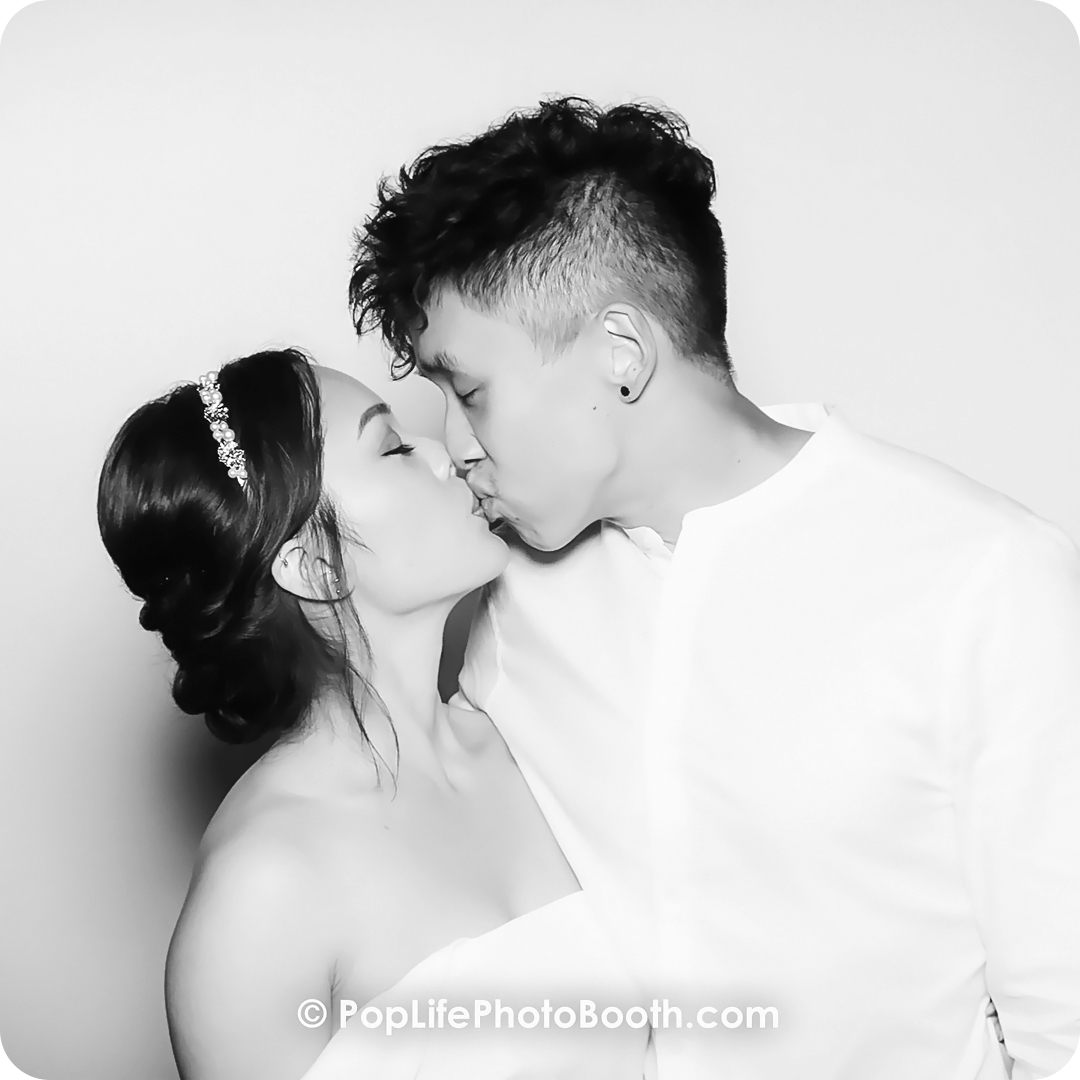 poplifephotob's tweet photo. #HappyAnniversary
Event Recap: 080319 Betty+Chesley #Wedding
Venue: @olympiasvalleyestate in #PetalumaCA
Backdrop: CLEAN WHITE
.⁠
Book your #PhotoBooth online at https://t.co/Sn70oDzV39⁠
.⁠
.⁠
#SanRamonCA #SFPhotoBooth
#WeddingIdeas  
#PetalumaWedding #CouplesInLove https://t.co/8xhoyPUUCO