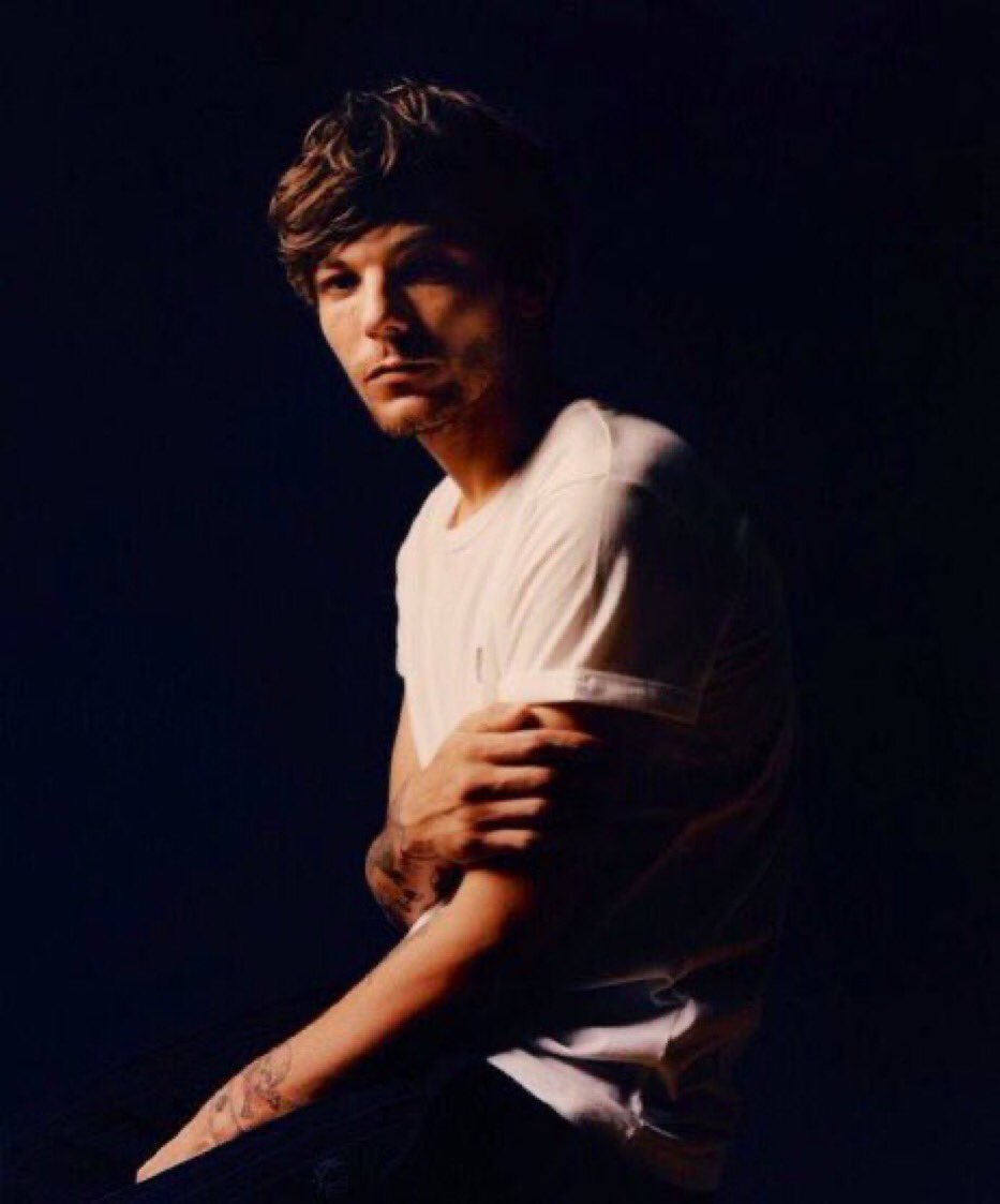   #WeLoveYouLouis