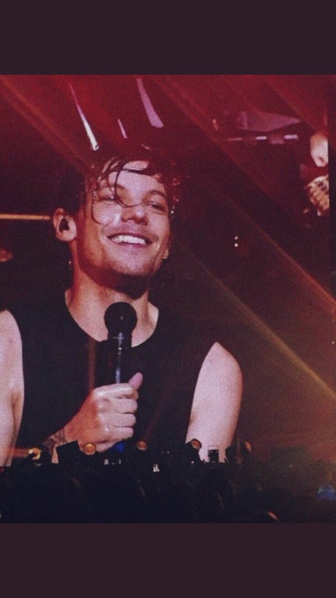   #WeLoveYouLouis