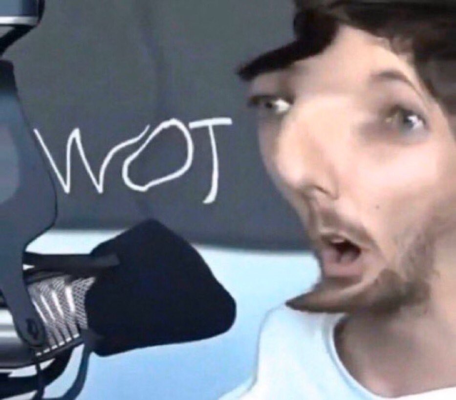 Now some of my favorite Louis reactions pics