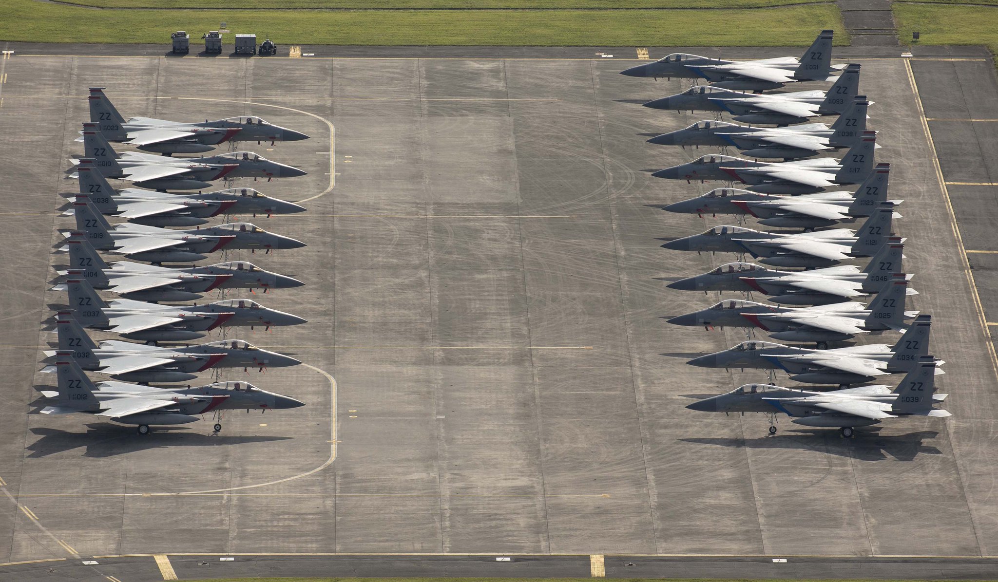 嘉手納基地 F-15C 44FS 67FS 引退記念パッチ 貴重 2025年最新】嘉手納基地パッチの人気アイテム - メルカリ