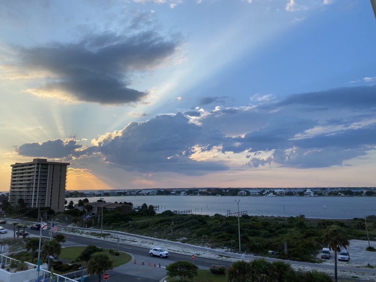 Kengineer86's tweet image. Pensacola Beach sunset @spann @MvilleHotel