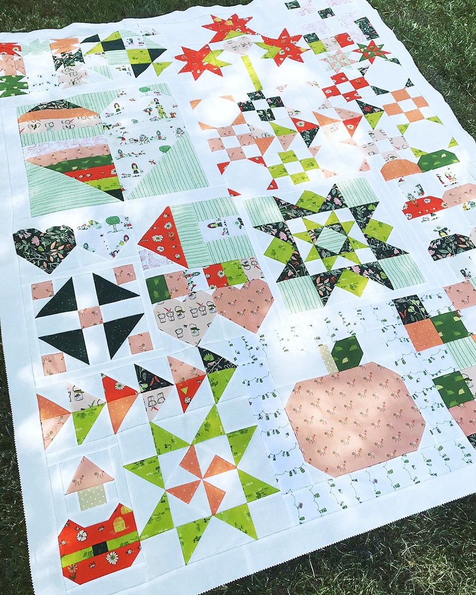ArtGalleryFab's tweet photo. We enjoy seeing the process as much as we enjoy the final project, and so we just had to share Jen Lorenzen's journey. ✨ Ending today with a bang by showing us her finished #bloomtopia quilt she created using Alexandra Bordallo’s collection, Dew & Moss! 🍃
#AGFMakerMonday https://t.co/ucrZ34953v