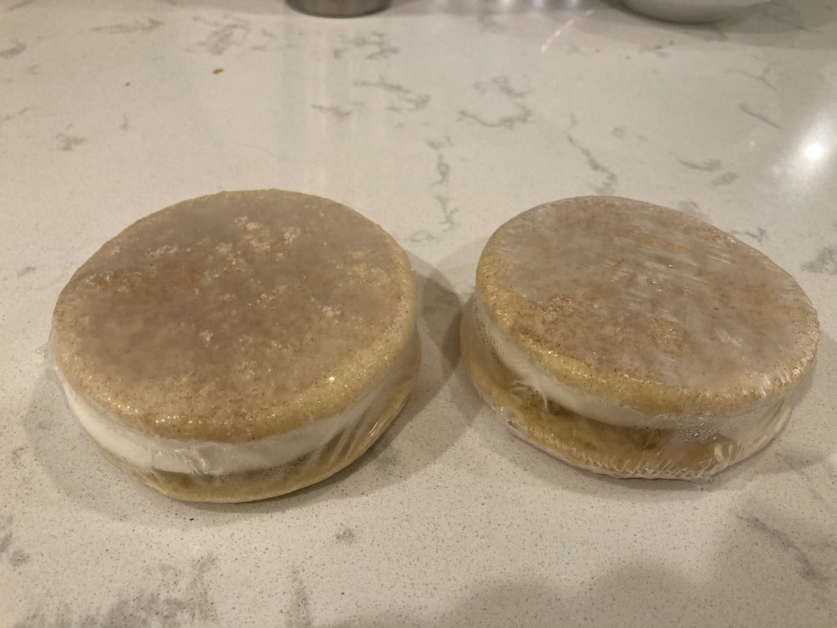LandCattle's tweet photo. Working late pays off tonight, two Thelmas ! Snickerdoodles of coarse ! https://t.co/PH5toUIXI7