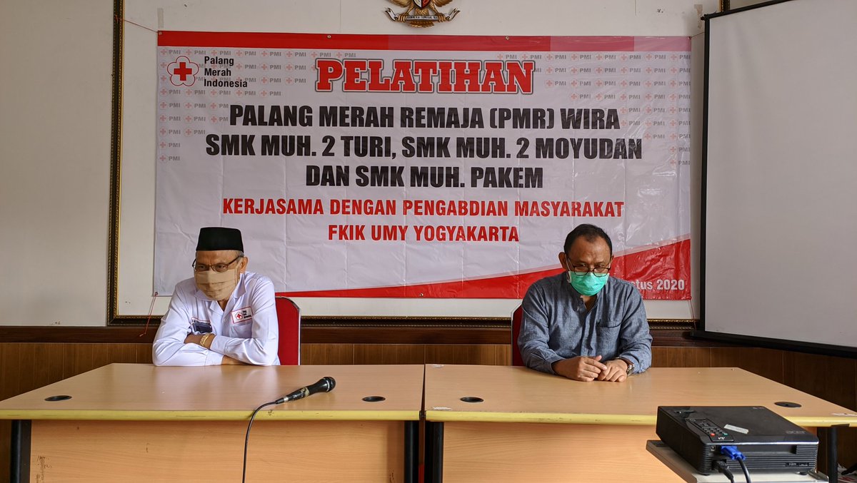 pmi_sleman's tweet photo. Saat ini sedang berlangsung Upacara Pembukaan Pelatihan Palang Merah Remaja (PMR) WIRA SMK Muh. 2 Turi, SMK Muh.2 Moyudan Dan SMK Muh. Pakem. Kerjasama dengan Pengabdian Masyarakat FKIK UMY Yogyakarta. 

#Pmisleman #palangmerah https://t.co/WKoQZx8Iqk