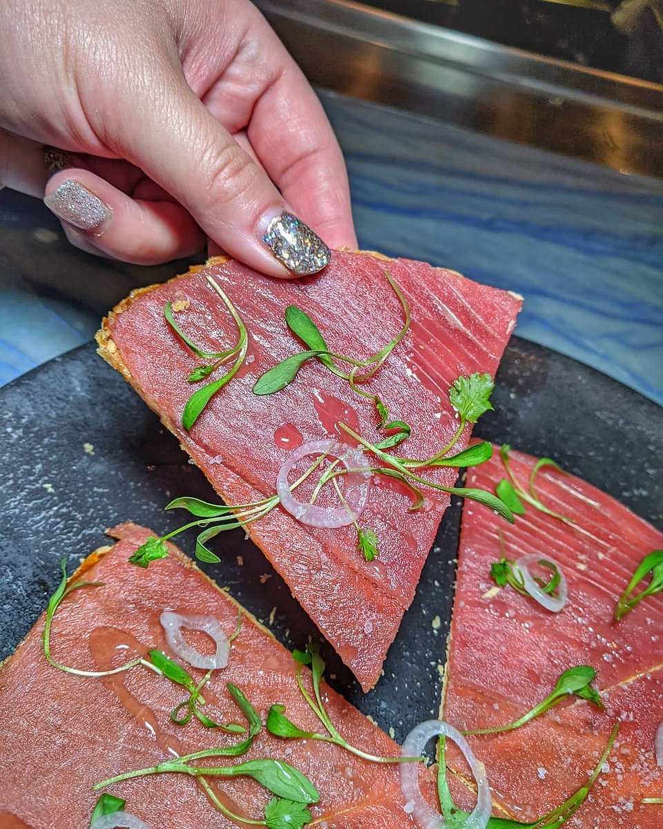 greenestkitchen's tweet photo. Missing that slice life! 😫 Who else misses our Tuna Pizza? 📸: @vegasbythebite https://t.co/jqCU3xQLkU