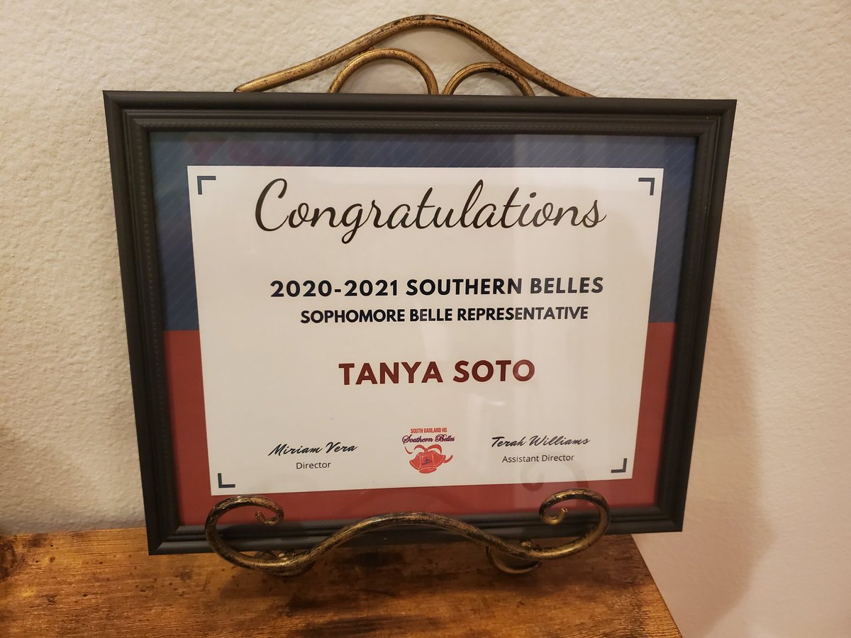 sghsbelles's tweet photo. Congratulations to our 2020-2021 Southern Belle Reps ❤💙❤💙 we are proud of you and know that you'll honor your position with love, confidence and pride! @sghsbelles @JenGarciaSGHS #BelleRepresentatives #leadersatheart #teamconcept https://t.co/JjiqUbMAjt