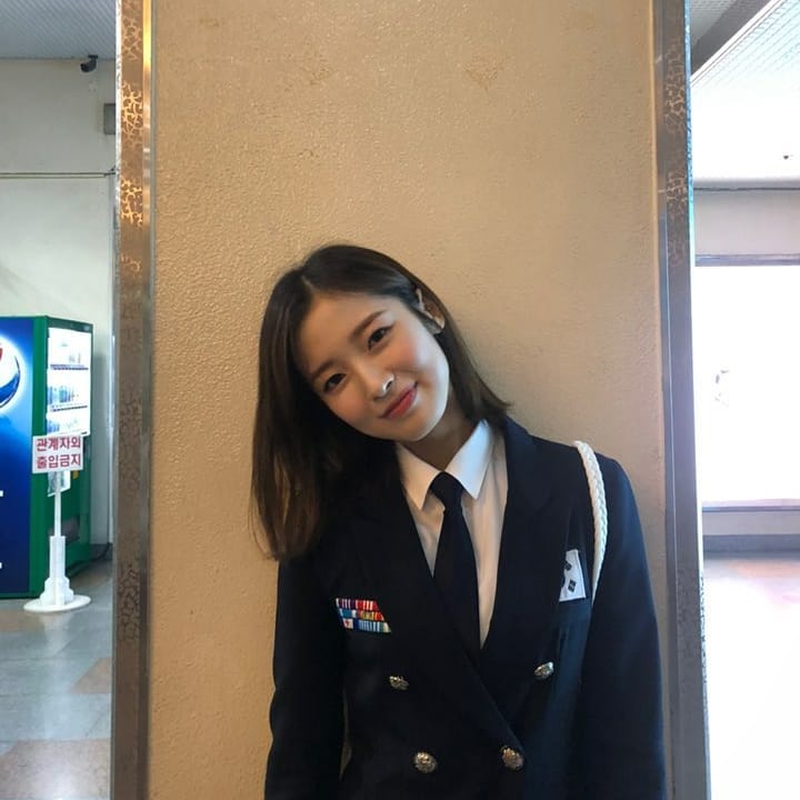 arin_chile's tweet photo. {📸 ARINSTAGRAM; 200731} Publicación de #Arin #아린 en su cuenta de IG. 

©ye._.vely618: Hoy es #Akong *
N/T: Akong es su saludo/apodo como MC.

@WM_OHMYGIRL @8_OHMYGIRL
#OHMYGIRL #오마이걸 

Trad. Inglés: _OMG_tweets
Traducción español: { Arin Chile 🐯 } https://t.co/Eo4WbPesju