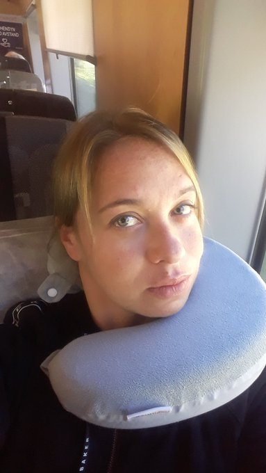 Good morning. #nomakeupchallenge #selfie https://t.co/CYbX1nCNRe<a href="/tag/nomakeupchallenge"class="tags">#nomakeupchallenge</a><a href="/tag/selfie"class="tags">#selfie</a>