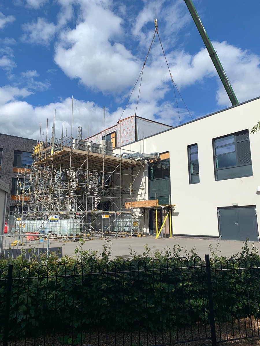 We’re delighted to back at <a href="/trinity7oaks/">Trinity News</a> school in #Kent to install a new extension on the roof, after we completed a fantastic new three-storey building last year with <a href="/kierconstruct/">Kier Construction</a>. The complex project has been designed to minimise disruption for the school. #makeitmodular