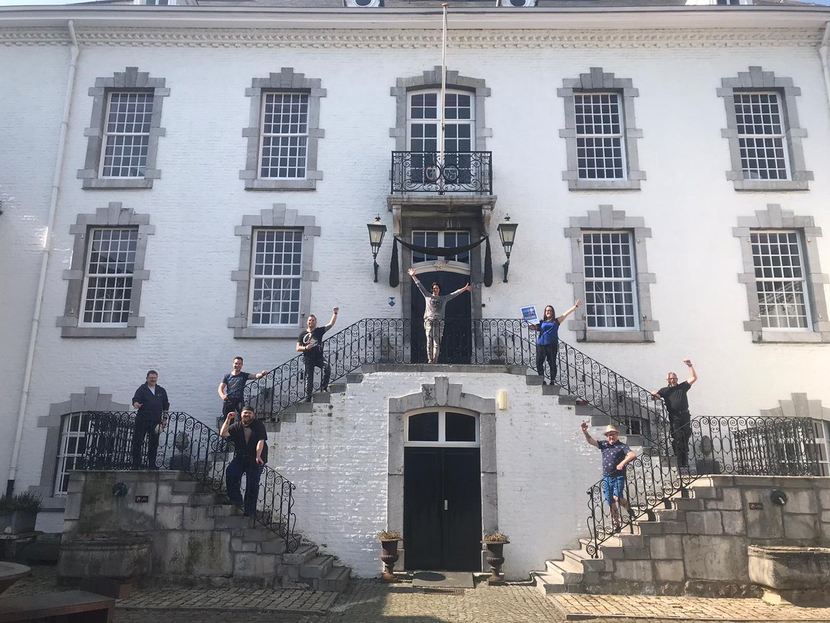 MeetingMagazine's tweet photo. Het geheim achter de tweede @NatMeetingAward overwinning op een rij van @Bilderberg Kasteel Vaalsbroek? "Met enkel zalen, bedden en goede koffie ga je een jurylid niet overtuigen", aldus Director of Conference Sales Mariëlle Haenen. https://t.co/AVnOid6RVd https://t.co/nRrziGsE3p