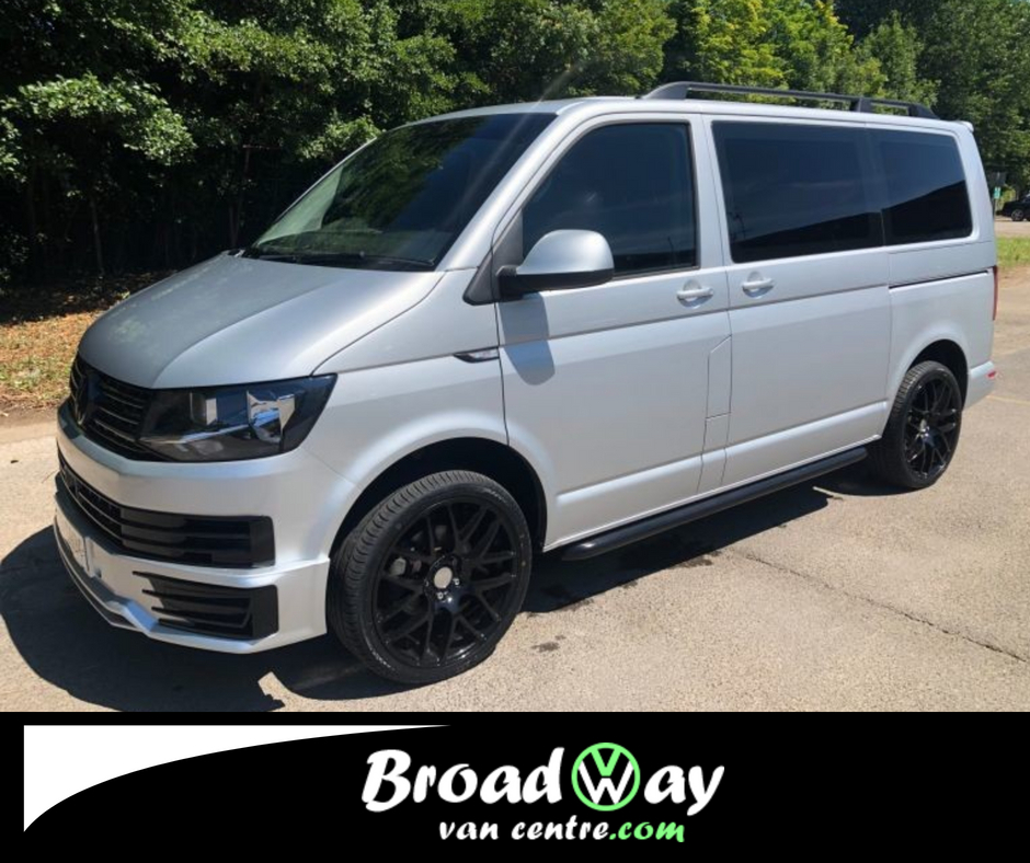 BroadwayVans's tweet photo. 🔥 VOLKSWAGEN TRANSPORTER T6 - Silver

✔️ Sport Line Side Bars 
✔️ Rear Parking Sensors
✔️ Twin Side Doors 
✔️ 20 Inch Alloy Wheels 
✔️ Roof Bars 

👉 https://t.co/VhRirj8Ca3 https://t.co/kzOvPttd6h