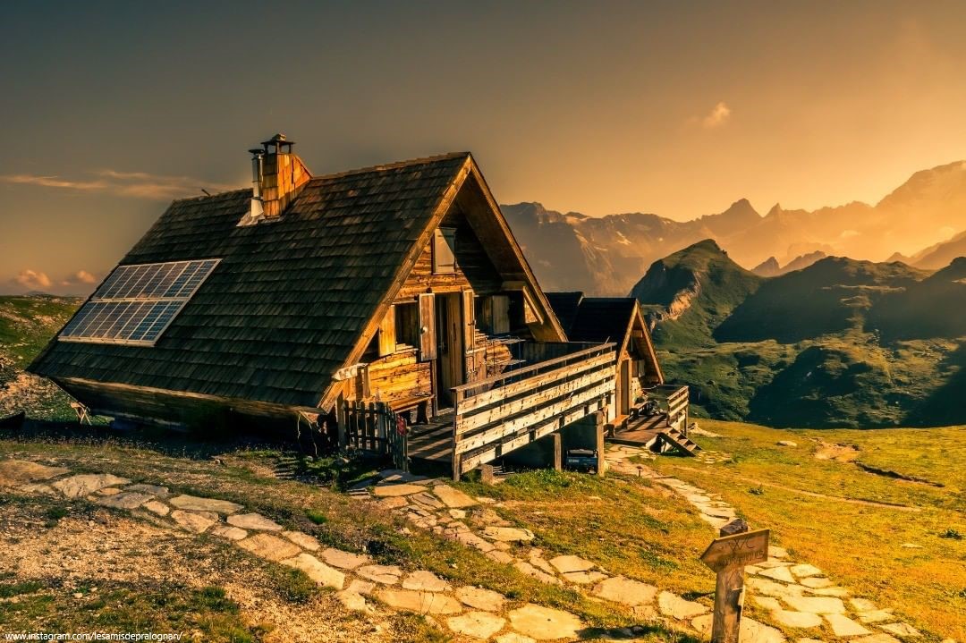 Savoie Mont Blanc tweet media