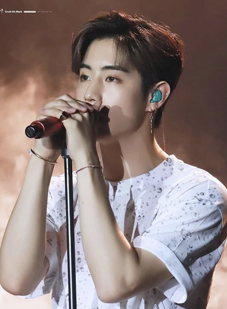Mark as Hazel: Mark is an angel w/ a heart of gold. He is always the 1st to support his members and is very selfless. Hes thoughtful but I feel like he sometimes feels lost. His members are always there to give him confidence nd in return, he is the glue that holds got7 together