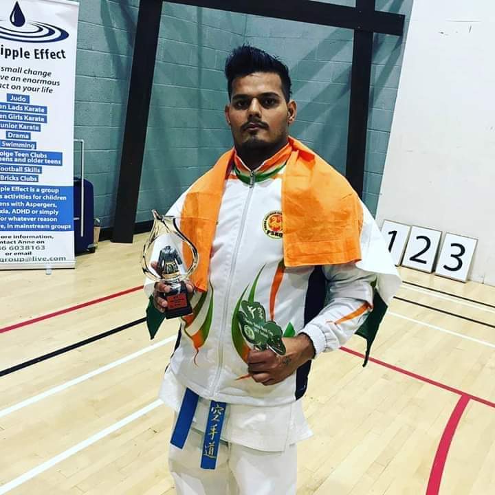 karate_tarun's tweet image. Please help me I am Indian disabled handicapped Karate player but government is not help me i request to all please help me