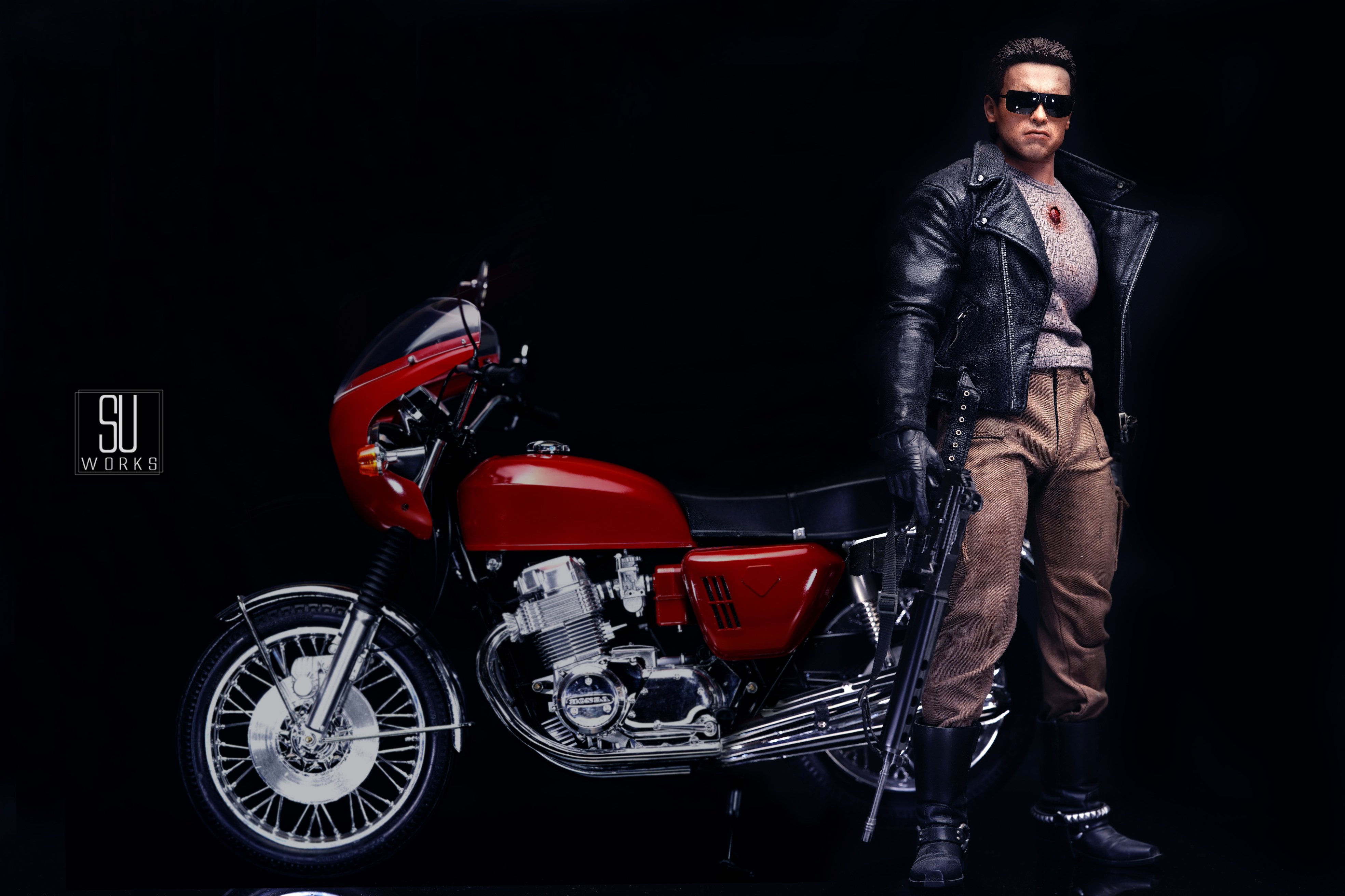 MAFEX T-800 ターミネーター ＋ ホンダCB750FOUR カスタム MAFEX T-800 ターミネーター ＋ ホンダCB750FOUR カスタム - メルカリ