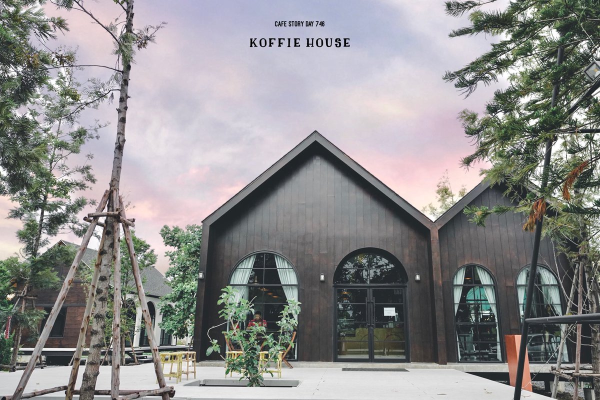 CafeStoryTH's tweet photo. .
#รีวิว Koffie House 🏡☕️🌲⛅️ #พระราม2
.
คาเฟ่เดิมย่านพระราม 2 ที่เพิ่มเติมด้วยร้านโฉมใหม่สไตล์สแกนดิเนเวียนสุดคูลที่เน้นความเรียบง่ายและให้ความสว่างภายในร้านด้วยแสงธรรมชาติ ทำให้บรรยากาศทั้งภายนอกและภายในร้านดูอบอุ่น น่านั่งชิลล์เป็นที่สุด https://t.co/ih7q1OGqwk