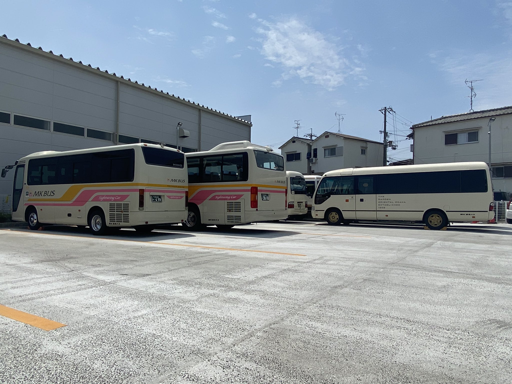 ｍｋ観光バス 公式 今朝は 大阪営業所で勉強会を開催しました 今日はダブルヘッダーで夜に 京都で送迎バスの運転手さん対象の勉強会を予定しています T Co Rykcfgepem Twitter