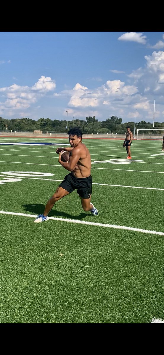 200 pounds-4.47s 40-20 reps 225.... worked all summer!