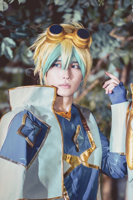 Twitterのコスプレ画像13