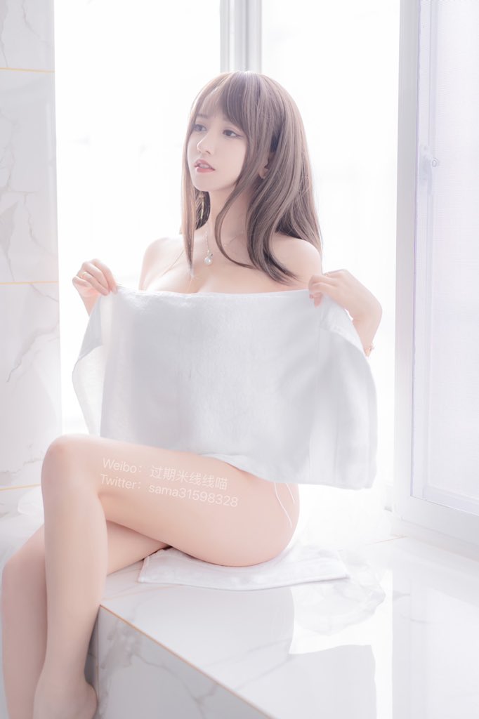 《午后》 全套68Ｐ购买：https://t.co/4eeXlsd3gf 墙裂推荐这套 我太喜欢了！ https://t.co/1mTdsE07ij
