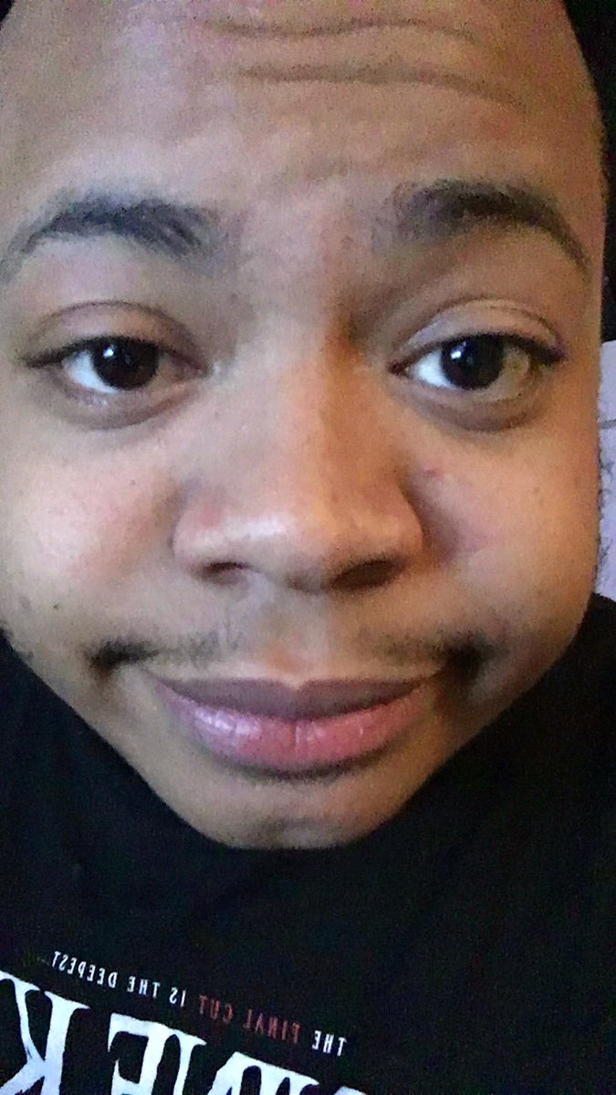 senowtf's tweet image. Life is what u make it