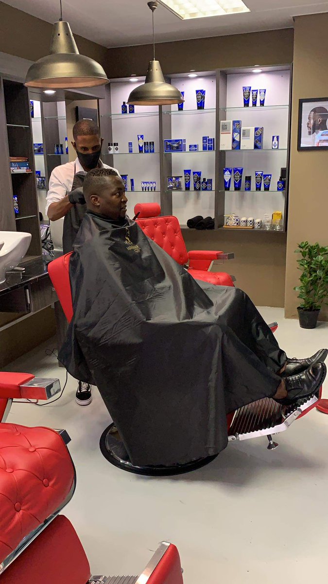 AlukieSblinke's tweet photo. Hello guys my big brother opened a a beautiful saloon in PTA CBD The Man Cave is ready to welcome you.
266 Francis Baard street, Pretoria CBD BOOK NOW! 0824551469

Kindy retweet this please 🙌🙏❤️ https://t.co/96t2i8TKFX