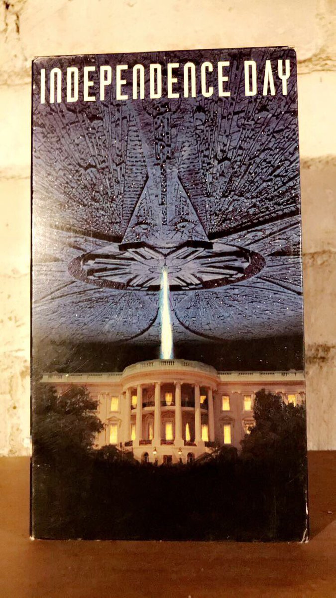 mallofmillenium's tweet photo. π¨ G I V E A W A Y π¨
Summer is winding down, but itβs not too late to celebrate INDEPENDENCE DAY with your very own copy of ID4 on a VHS πΌ cassette.
Stay tuned for contest questions.
-#M2KM https://t.co/bXLgbdpXEo