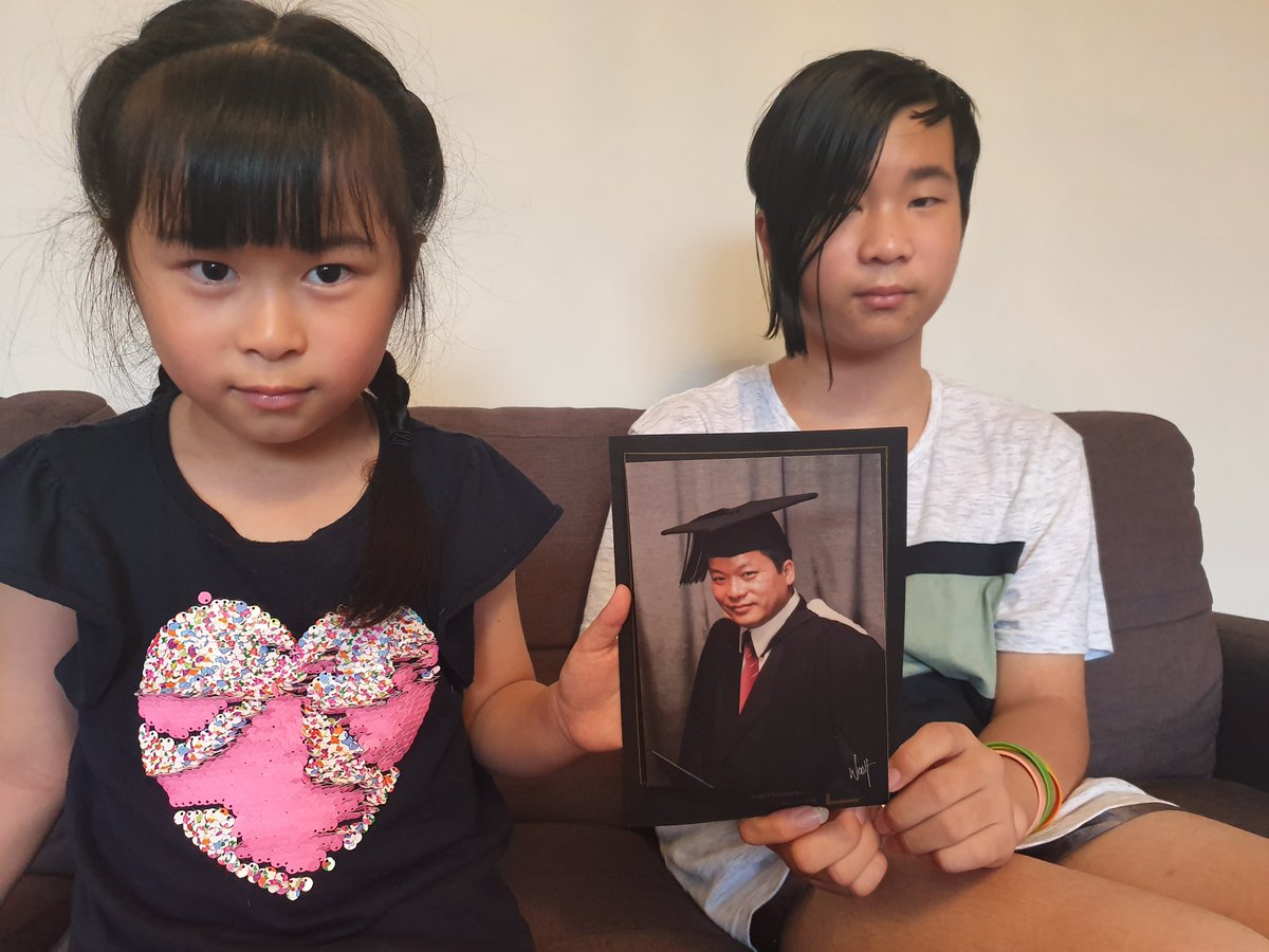 “How many times do you hear people die by asthma?” Elsa Voong waited on the phone for an ambulance in Melbourne’s outer suburb of Mernda, as her husband Sam Lau collapsed in the thunderstorm asthma outbreak of 2016. Her two kids Jet and Julia hold a photo of their late father.