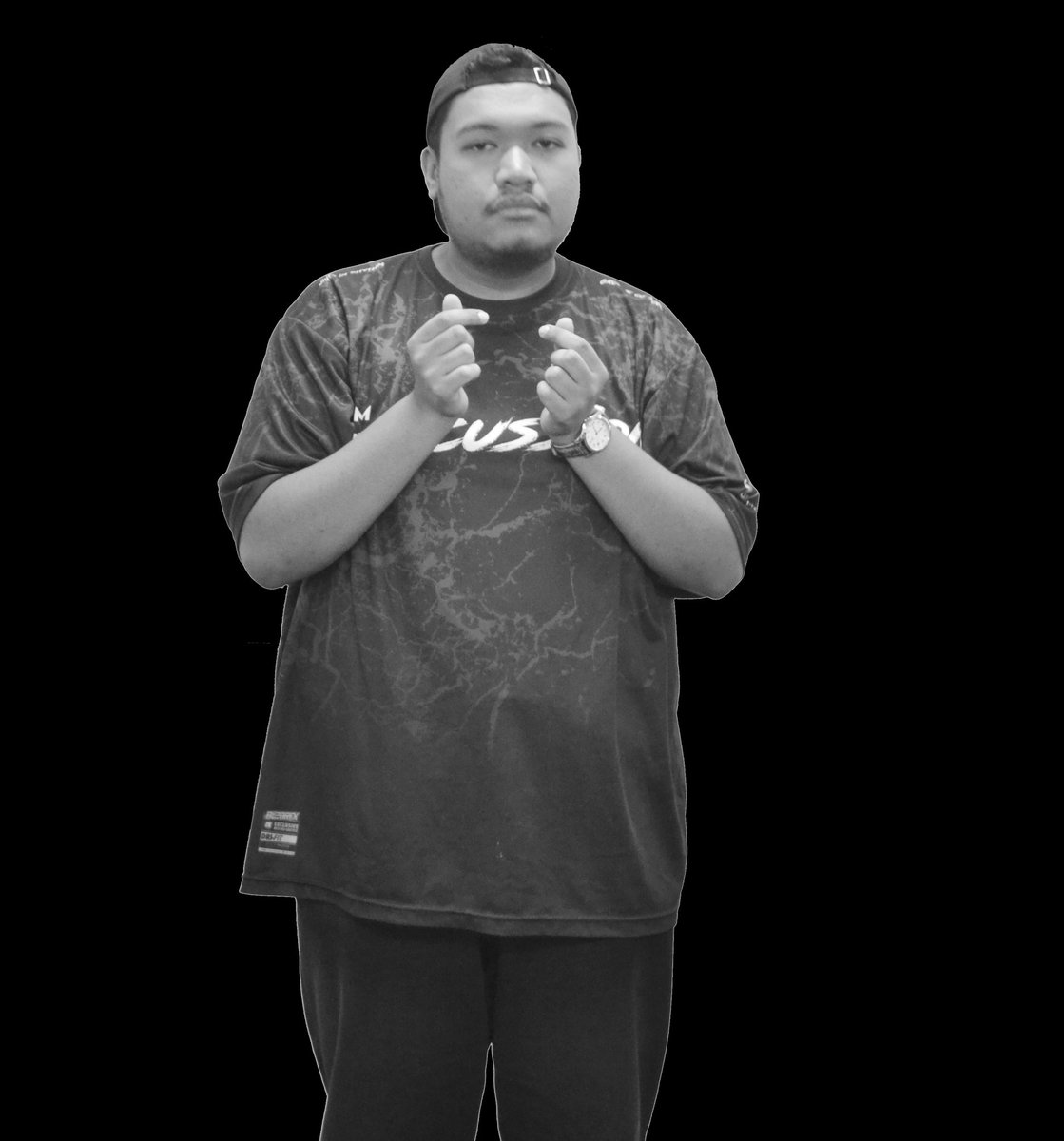 Assalamualaikum, kami dari warga IIUM Percussion Club ingin mengucapkan takziah kepada keluarga saudara Mohamad Amin Adli bin Azmi yang telah kembali ke rahmatullah pada pagi tadi.
Beliau merupakan salah seorang ahli IPC batch 07. Moga roh dicucuri rahmat. Al-Fatihah 😔