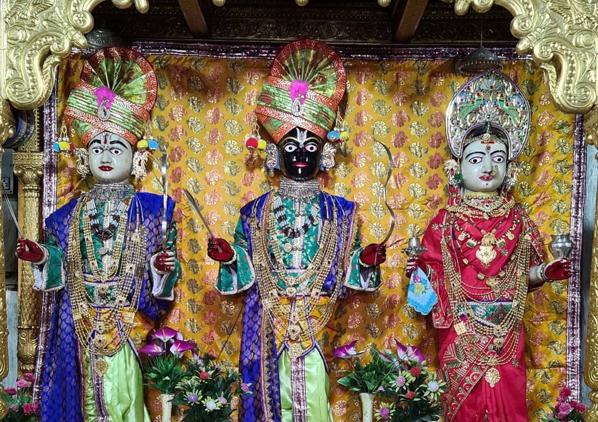 vadwaladudhrej's tweet photo. अयोध्या नगरी में गूंज रहा, सिर्फ एक ही नाम 
जय श्री राम जय श्री राम 
#JaySiyaRam #RamMandir
#AyodhyaBhoomipoojan https://t.co/6qGbsInfvC