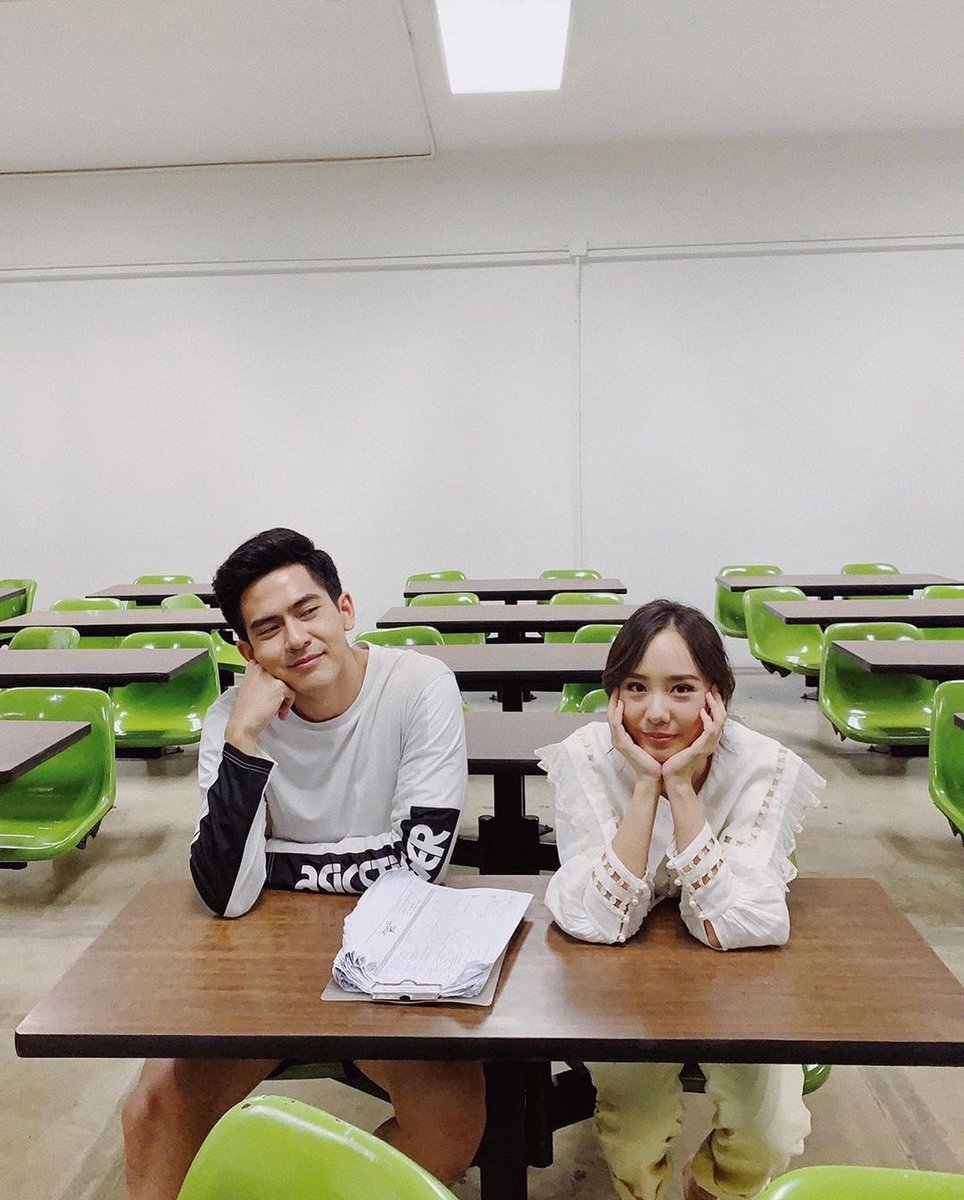 ToeyPongbot's tweet image. TOEY x 2 #ความทรงจำสีจาง #toey_pongsakorn #toeyjarinporn